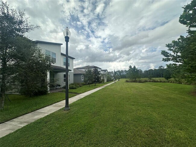 Building Photo - 11147 Green Citron Aly