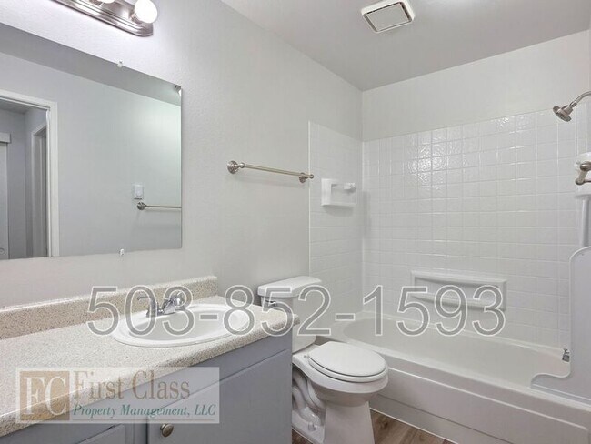 Building Photo - 1380 NE 186th Ave