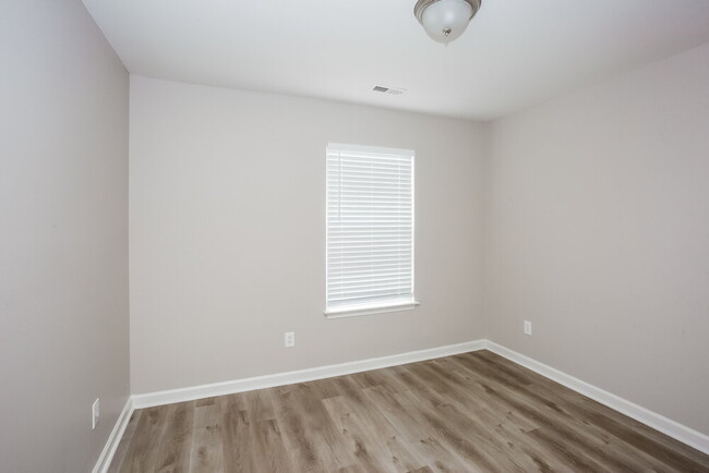 Building Photo - 2322 Tory Oak Pl