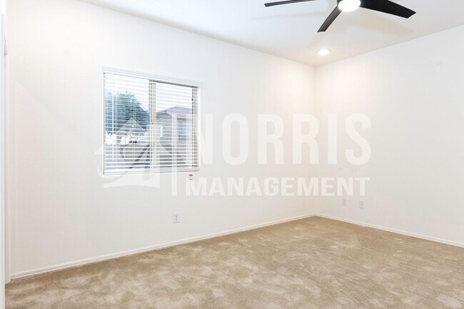 Building Photo - 519 E Rio Pl