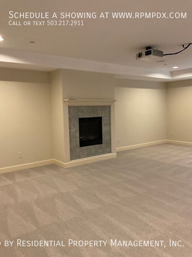 Building Photo - 18278 SW Santoro Dr