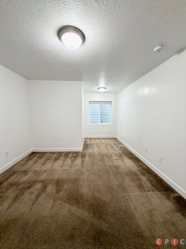 Building Photo - 4430 W 2550 N