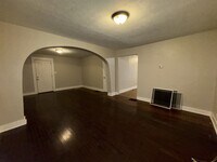 Building Photo - 1025 N Centennial St