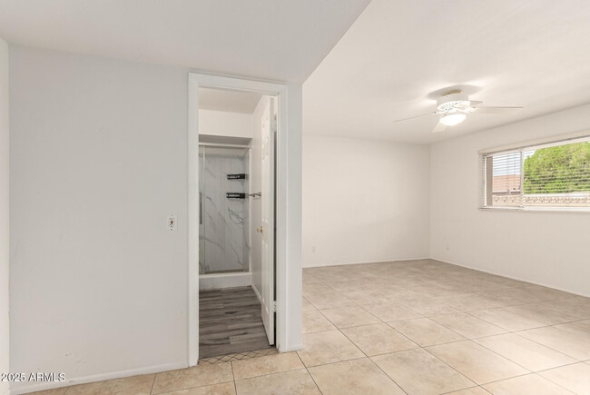 Building Photo - 8308 E Buena Terra Way