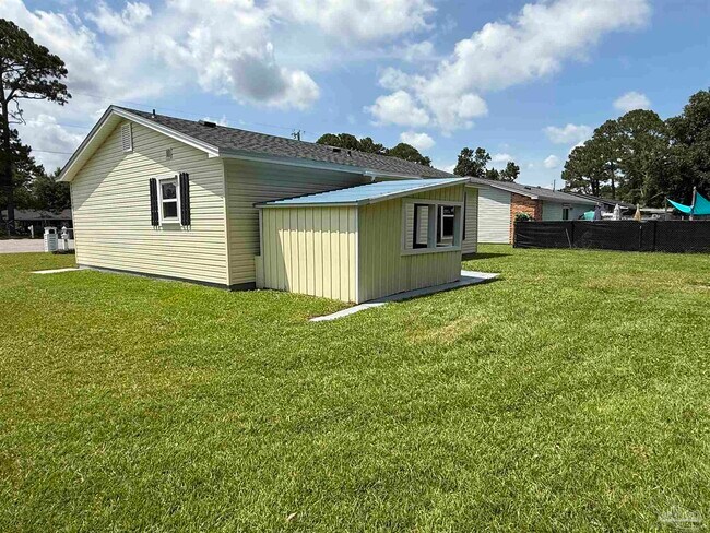 Building Photo - 1310 El Dorado Dr