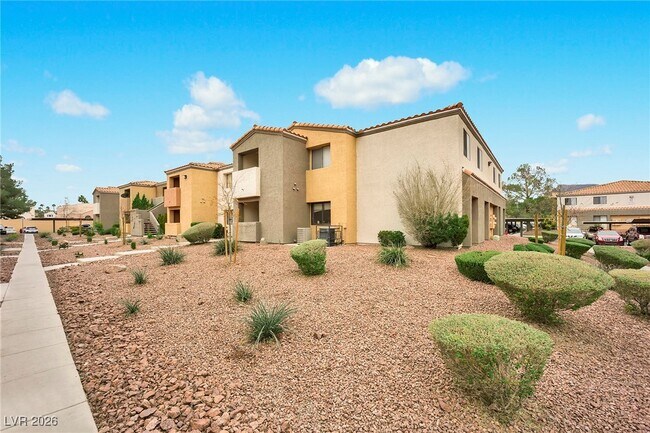 Building Photo - 3151 N Soaring Gulls Dr