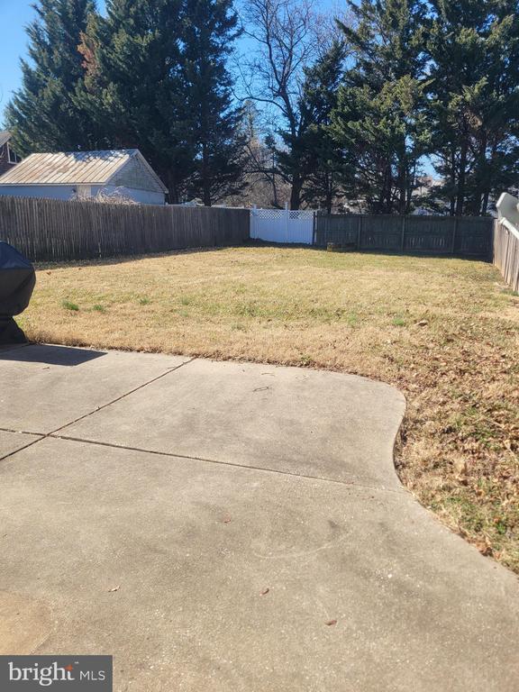 Building Photo - 48 Webster St