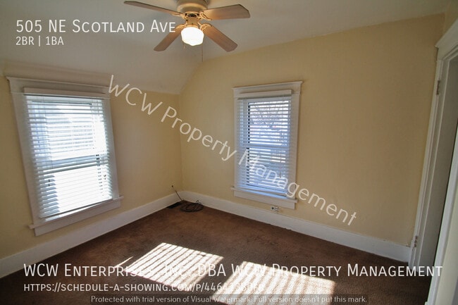 Building Photo - 505 NE Scotland Ave