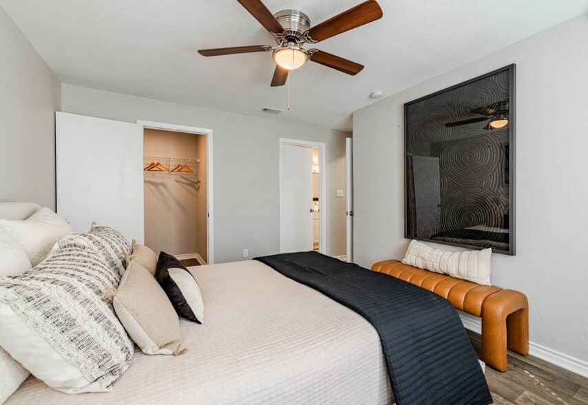 Building Photo - 8527 N Capital of Texas Hwy