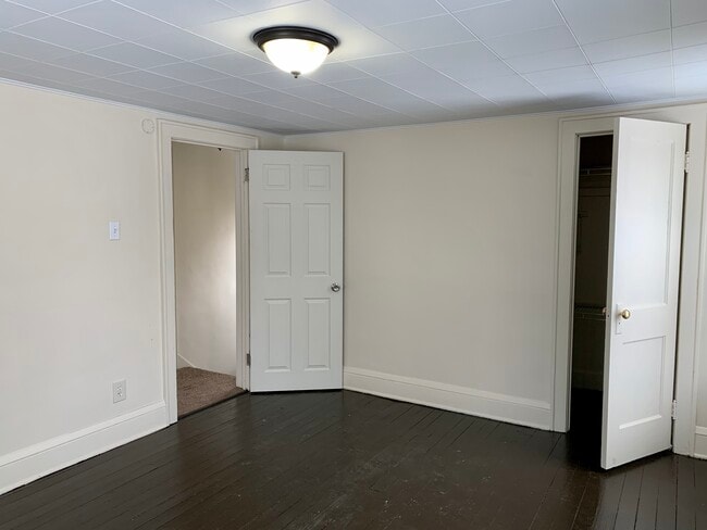 Building Photo - 1221 Girard St