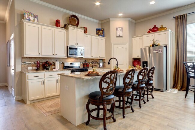 Building Photo - 207 Michael Dr