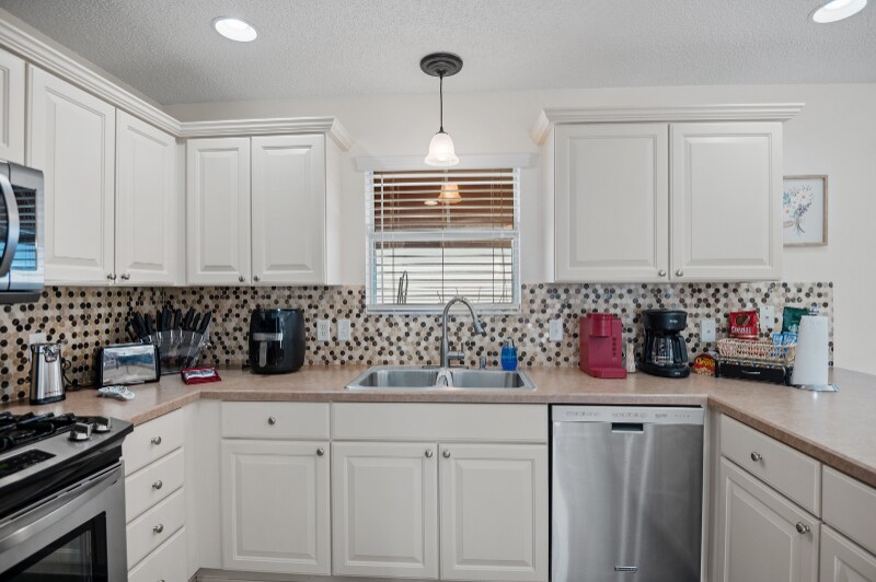 Building Photo - 7571 SE 171st Sun Valley Pl