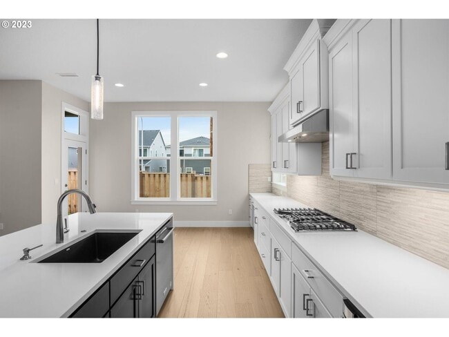 Building Photo - Beautiful 4 Bedroom + Office Home with Open Layout, Gourmet Kitchen & Large Entertainment Room