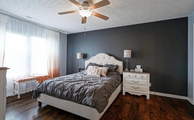 Building Photo - 3 Bed Home