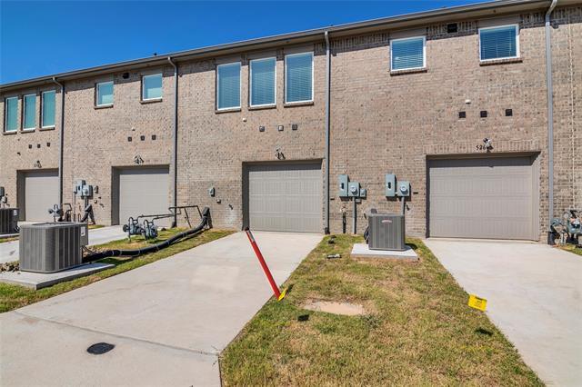 Building Photo - 5258 Springlake Pkwy