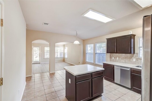 Building Photo - 11308 Los Comancheros Rd