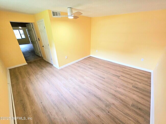 Building Photo - 4951 Dallen Lea Dr