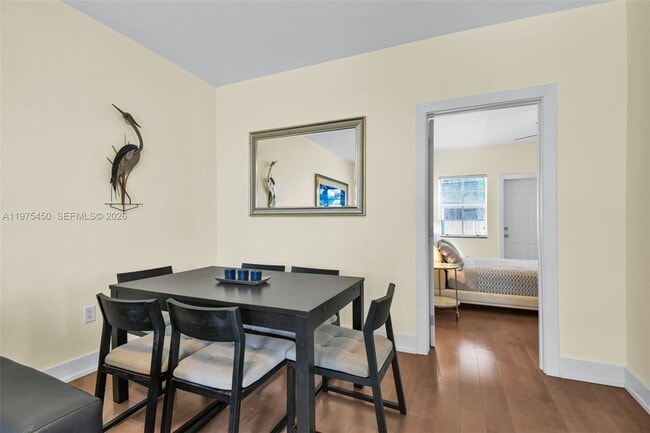 Building Photo - 821 Meridian Ave