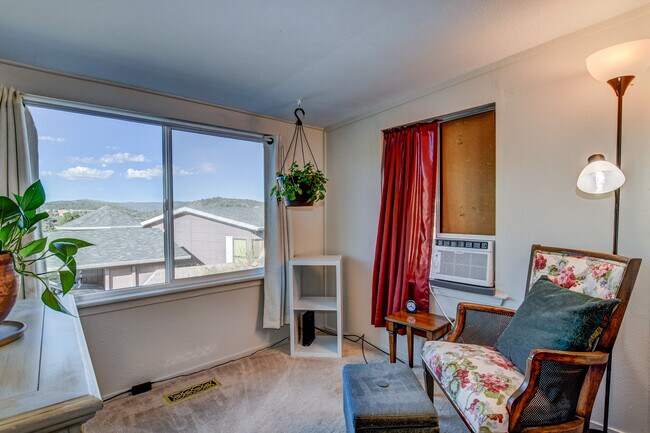 Building Photo - 2477 River Trail Rd