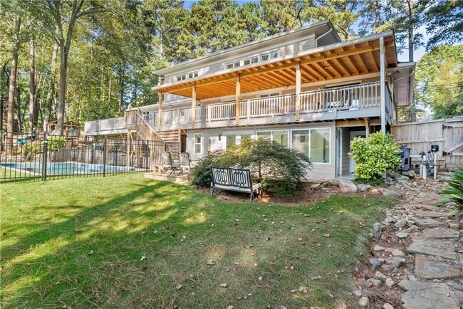 Building Photo - 1495 Spalding Dr