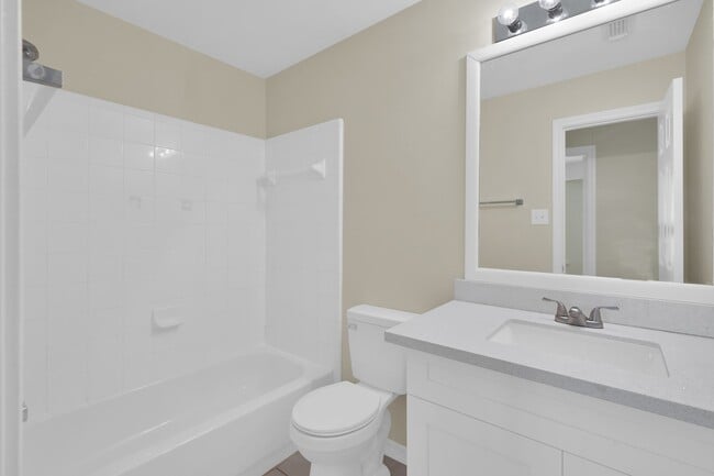 Building Photo - 122 S Camellia Grove Cir