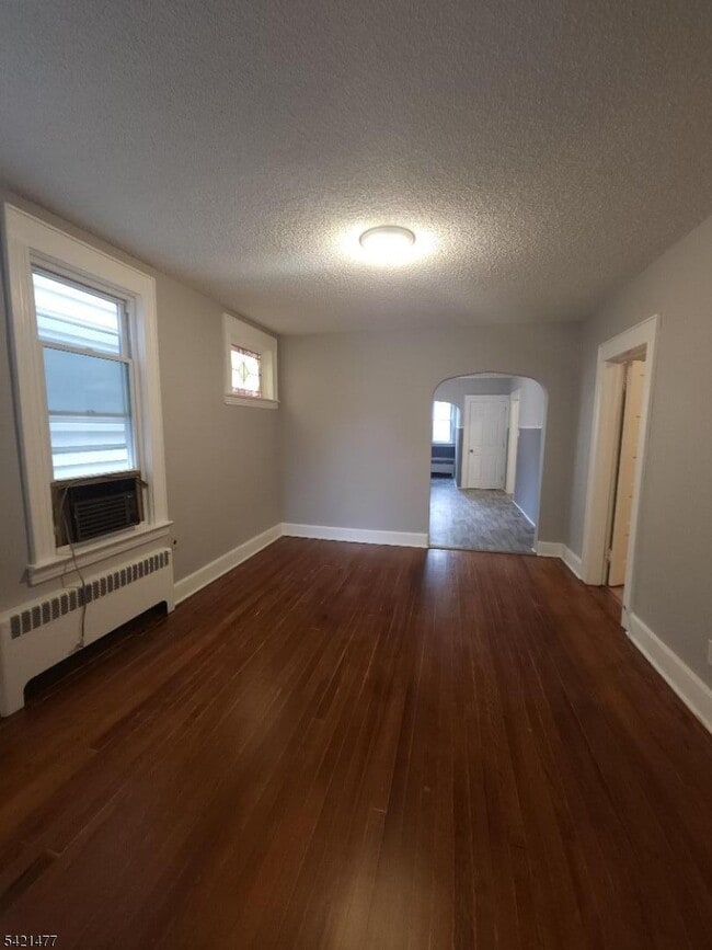 Building Photo - 163 Meade Ave