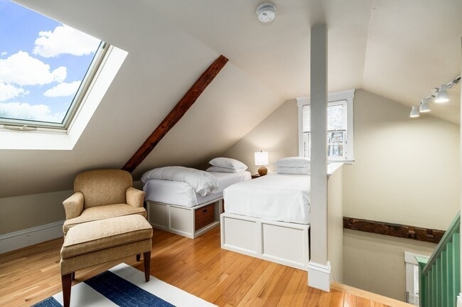 Building Photo - 6 Morse Ct