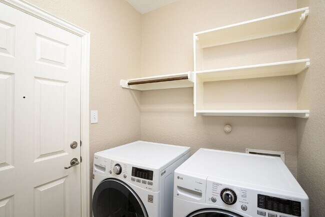 Building Photo - 3607 Texas Sotol