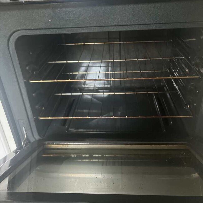 Building Photo - 3233 W 50th St