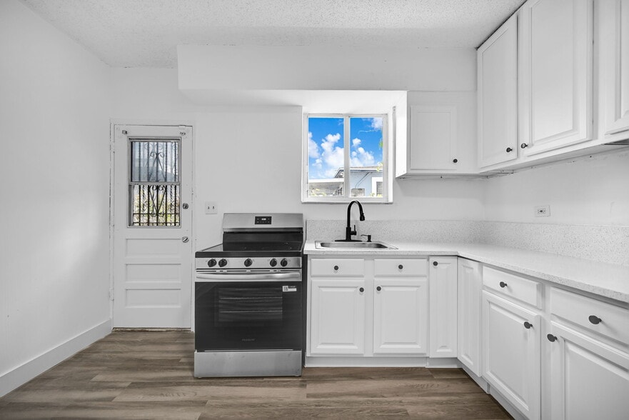 Building Photo - 1393 NW 102nd St