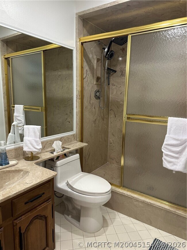 Building Photo - 4095 SE Centerboard Ln