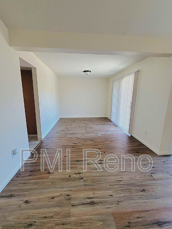 Building Photo - 1372 Laser Ct
