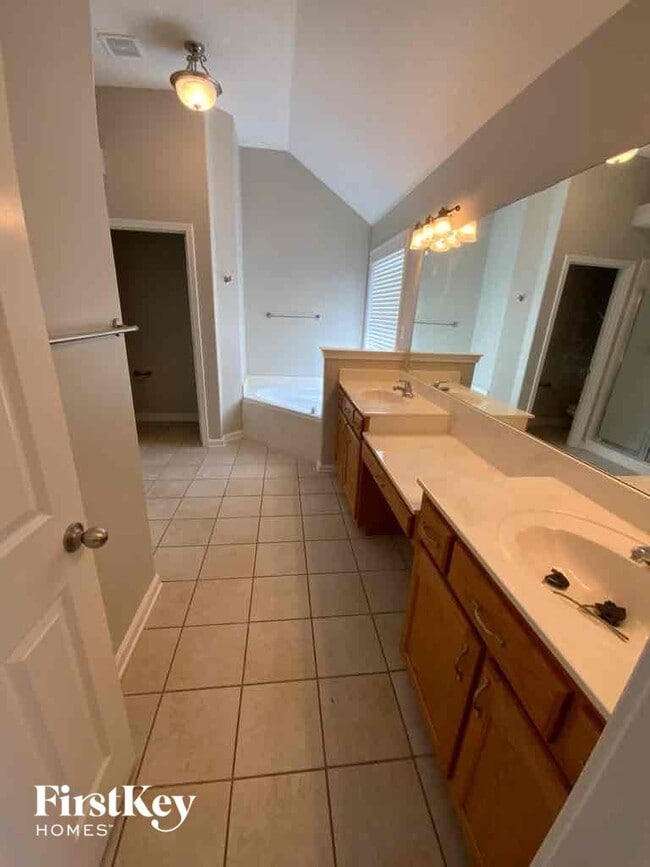 Building Photo - 5376 Lamb Valley Dr