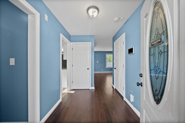 Building Photo - 3469 Bradfield Dr