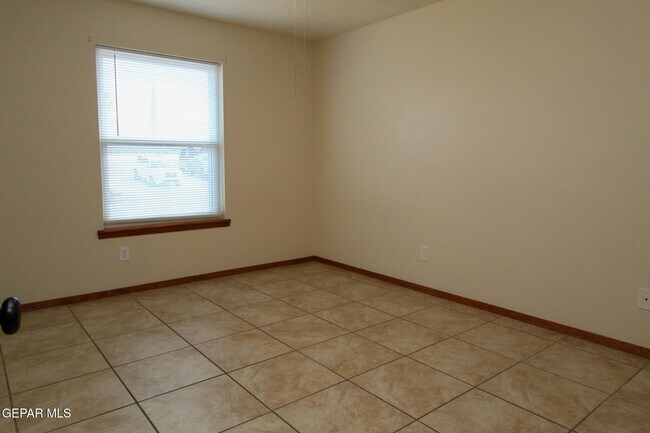 Building Photo - 1809 Pueblo Alegre Dr