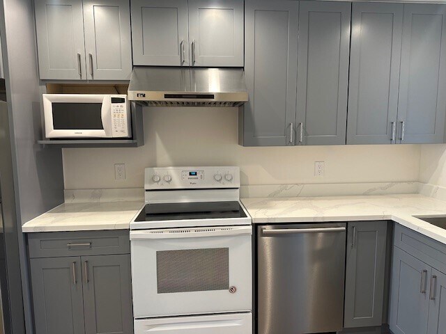 Building Photo - 2977 S Norfolk St