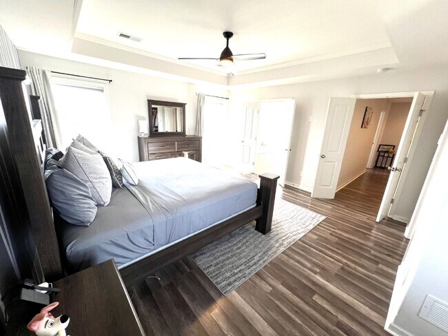 Building Photo - Beautiful 4 Bedroom/2.5 Bath Home *AVAILABLE MAY 15th*