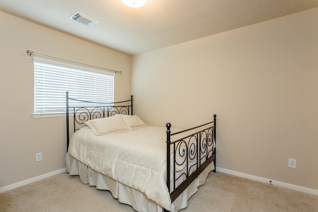 Building Photo - 4530 Hall Croft Chase Ln