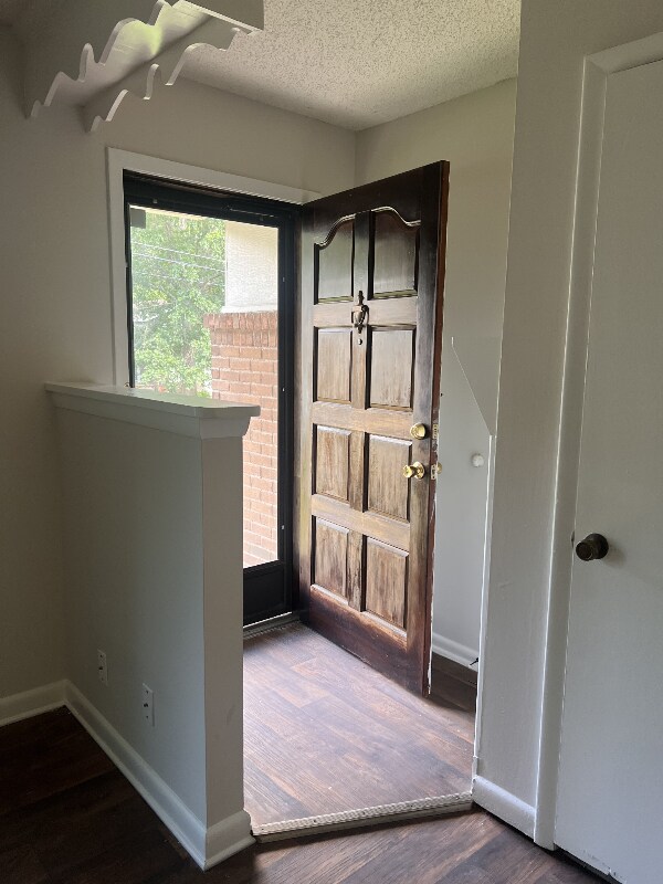 Building Photo - 416 Ocala Ct N