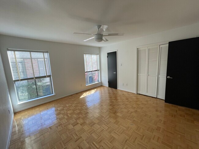 Building Photo - 1201 McDuffie St
