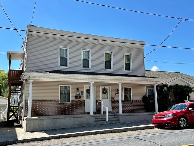 Front of building - 203 Main St