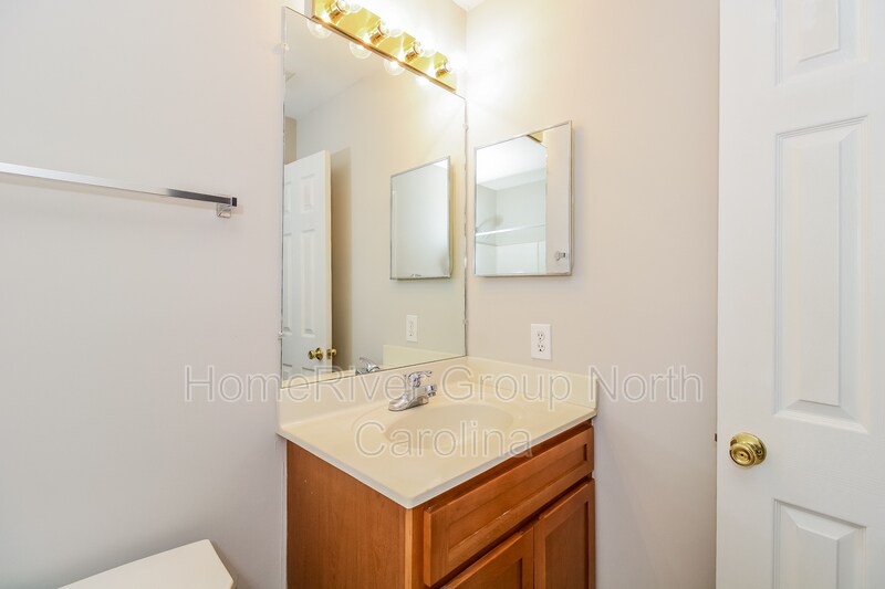 Building Photo - 3719 Winborne Ln