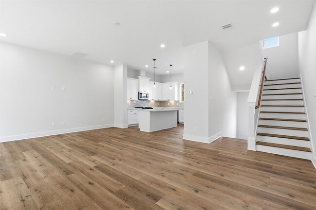 Building Photo - 9403 Hammerly Boulevard Unit C