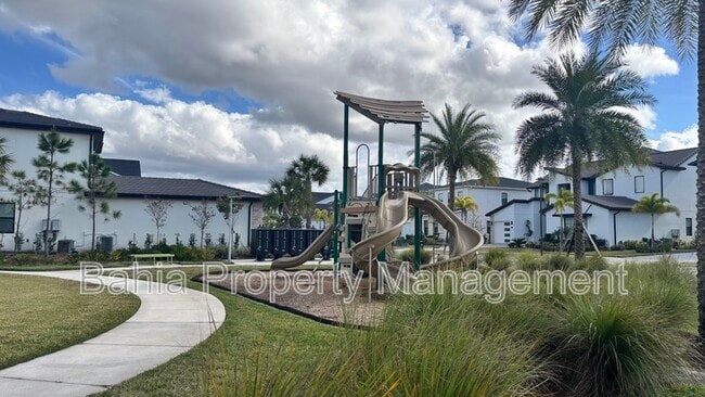 Building Photo - 9233 Santorini Dr