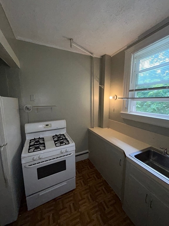 Building Photo - 604 Rock St