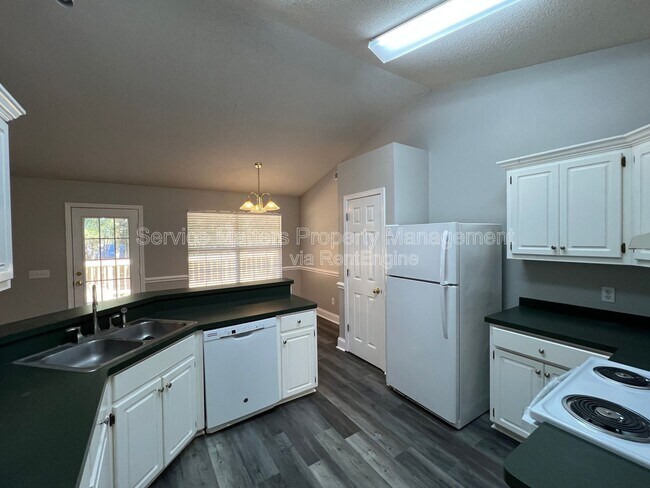 Building Photo - 4830 Timberland Dr