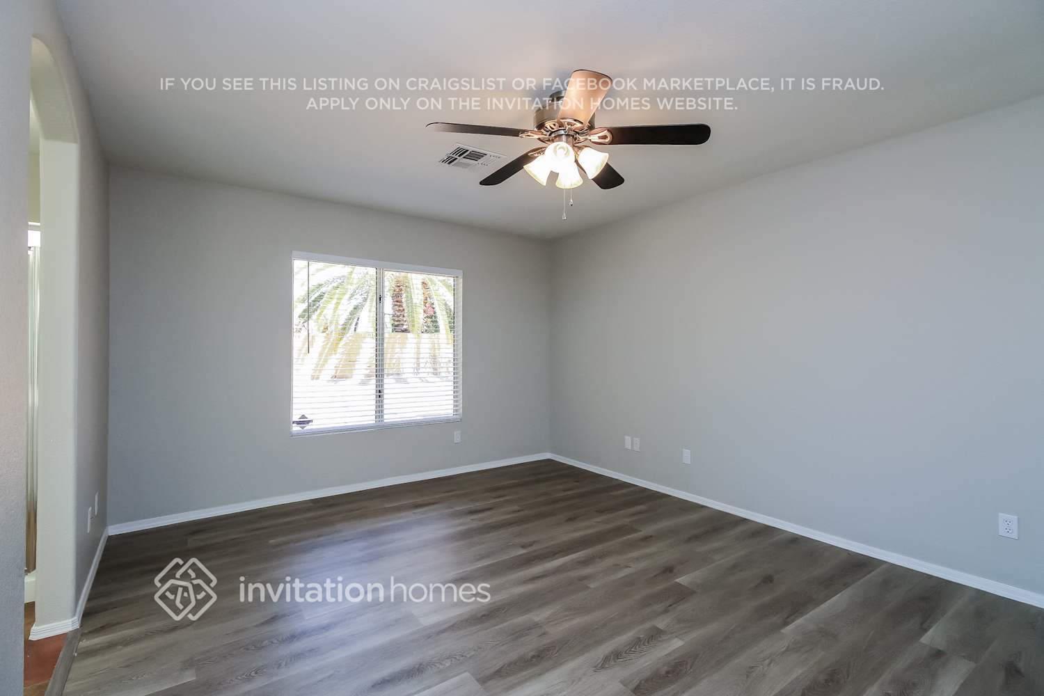 Building Photo - 538 W Country Estates Ave