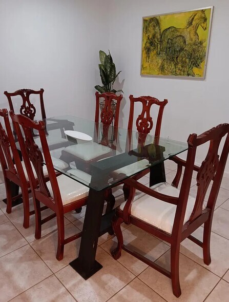 Building Photo - 8732 Bella Vista Dr