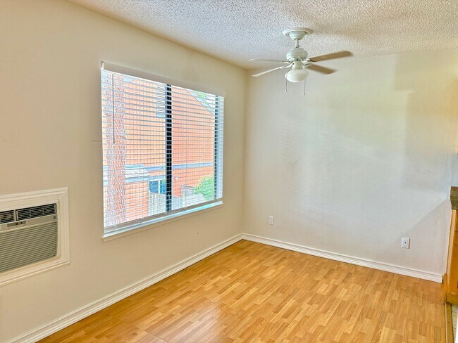 Building Photo - $3290 - 3 BED/2 BATH CONDO IN CENTRAL FREM...