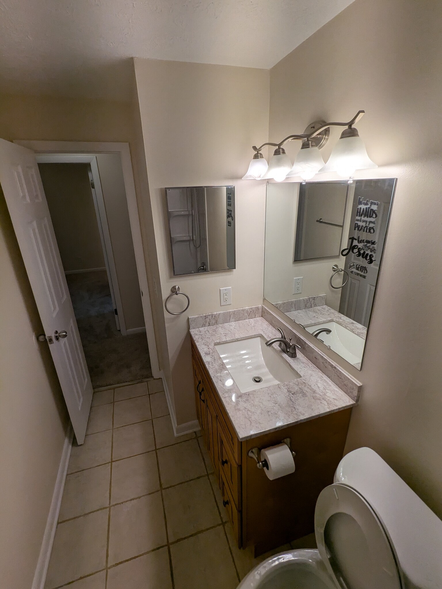 Building Photo - 2207 Spring Park Rd